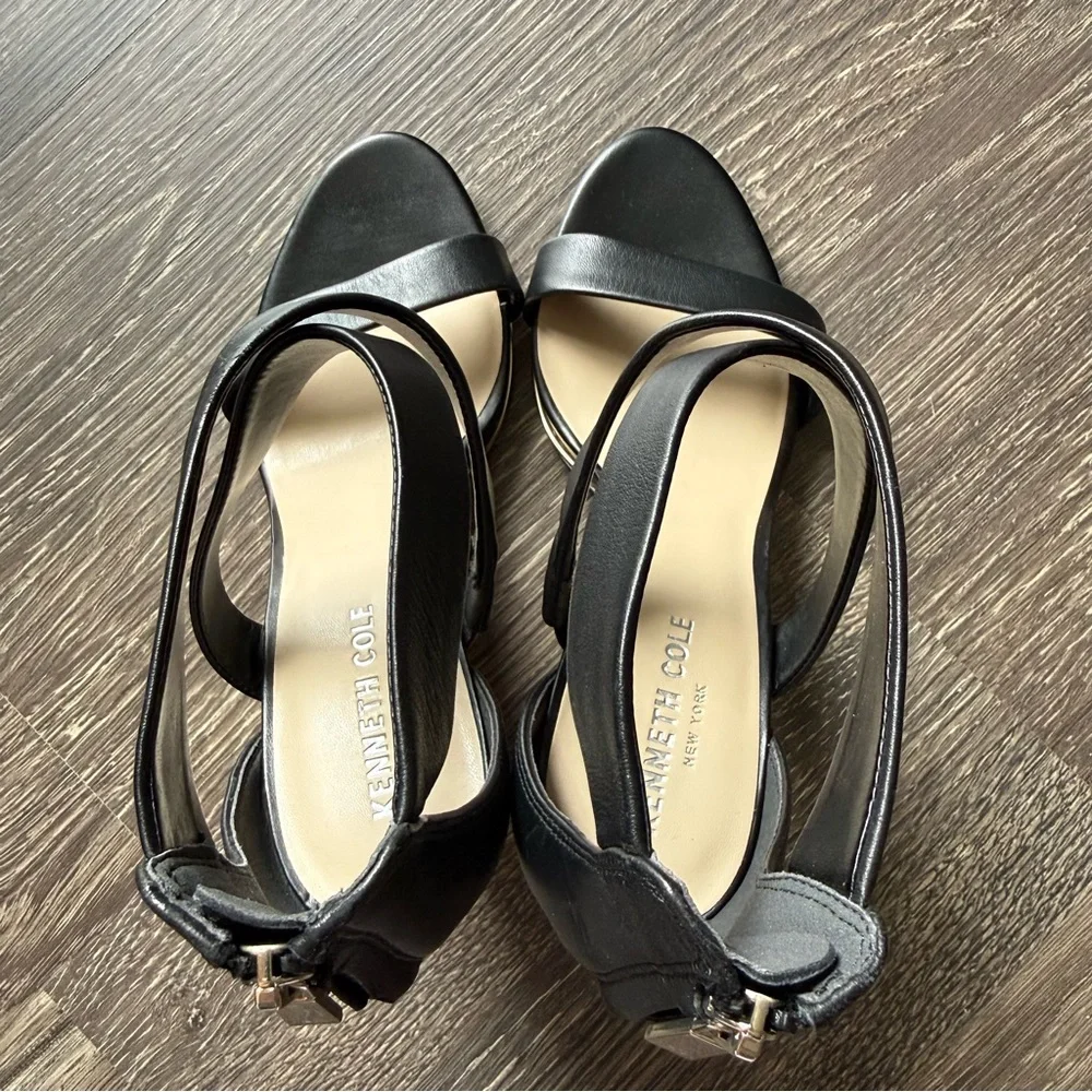 Kenneth Cole Brook Cross Sandal Leather Strappy Heels Size 8M - Picture 4 of 10